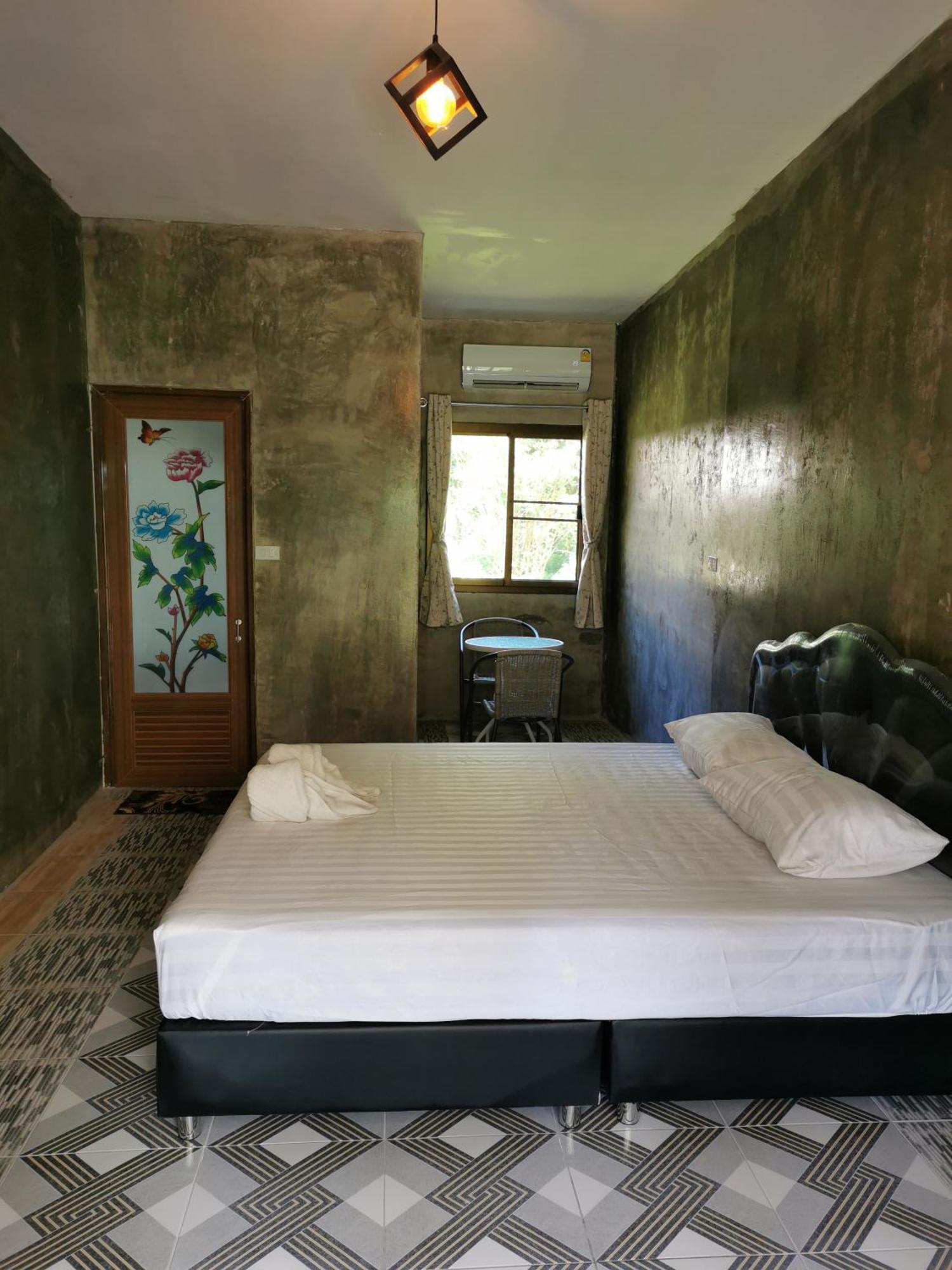 Home Garden Chaeson บ้านสวน ชวนฝัน Lampang Room photo